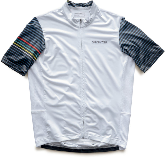 White/Black Aspect